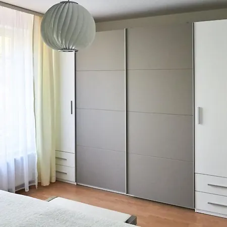 With 1 Bedroom *